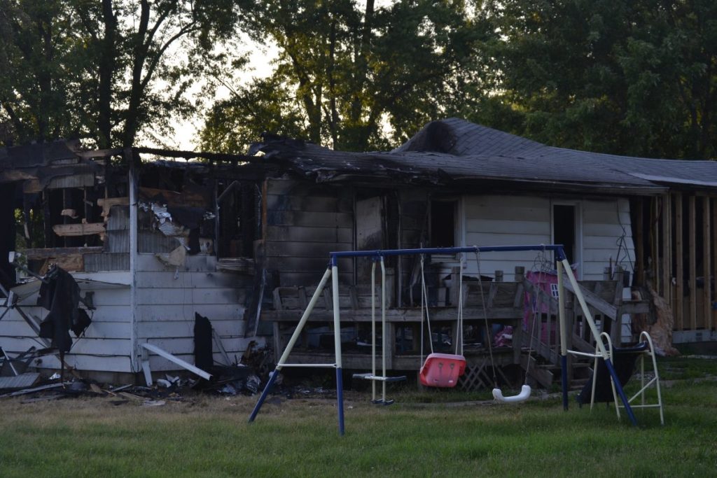 A fire to a single-family Central City home Monday morning has resulted in a total loss of the structure. At approximately 4:56 a.m. the Centralia Fire Protection District responded to the call, arriving at the scene at 143 South Marion. Firemen found the roof of the home engulfed in flames, with flames showing throughout the structure.  Initially, firemen were worried that someone may be inside of the home, but the CFPD was able to quickly determine that no one was inside. City of Centralia, Sandoval Fire Protection District and Odin Fire Protection District assisted at the scene. Firemen were on the scene for three hours. The fire remains under investigation.