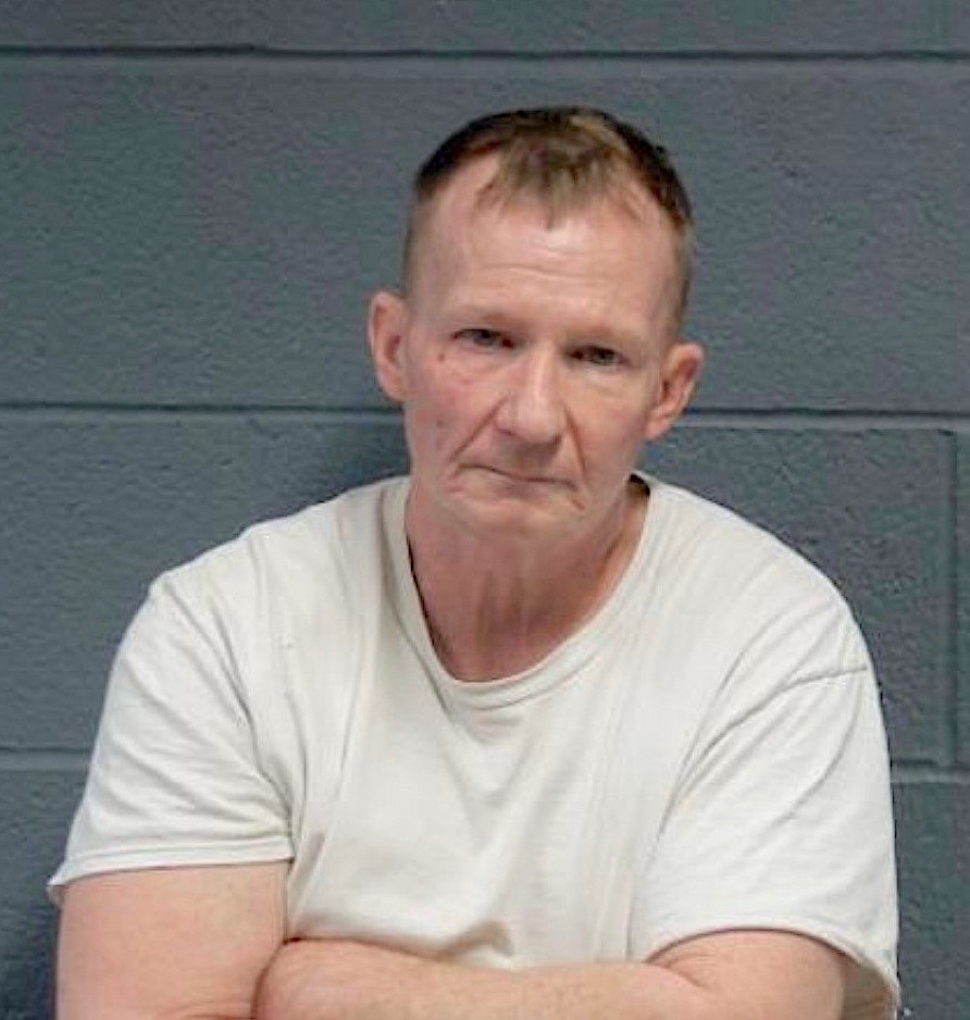 Salem residents arrested in Nashville after alleged fentanyl was tossed from car